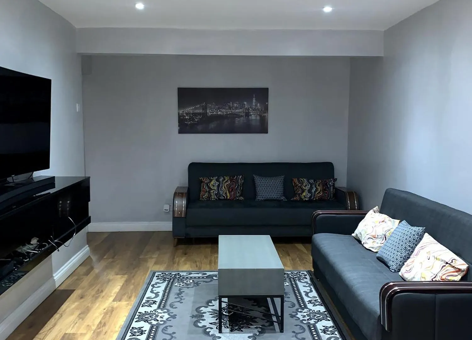 Holiday home Tms Spacious 4 Bedroom House! Free Parking! Crosby Dagenham!